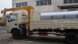 供應(yīng)東風(fēng)6.3噸三節(jié)直臂隨車吊 高效物流運(yùn)輸與清障作業(yè)的得力助手